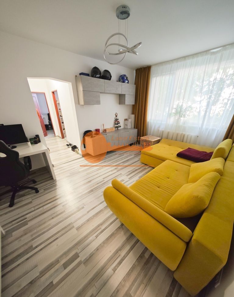 Apartament 3 Camere Complet Renovat | Metrou 1 Mai - Poză 1
