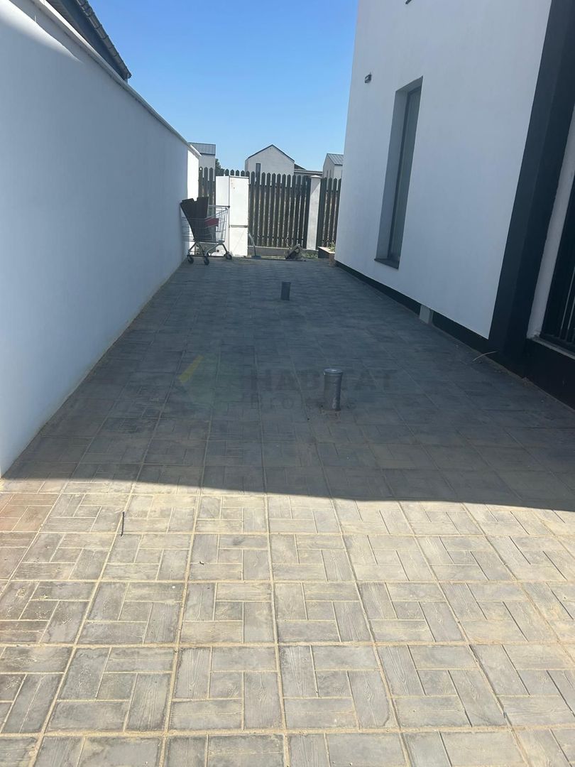 Casă modernă de vânzare /4 camere/ Strada Alexandru Ioan Cuza - Poză 18