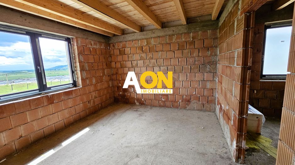 Casa semifinisata, 4 camere, 554 mp teren, Cetate - Poză 5