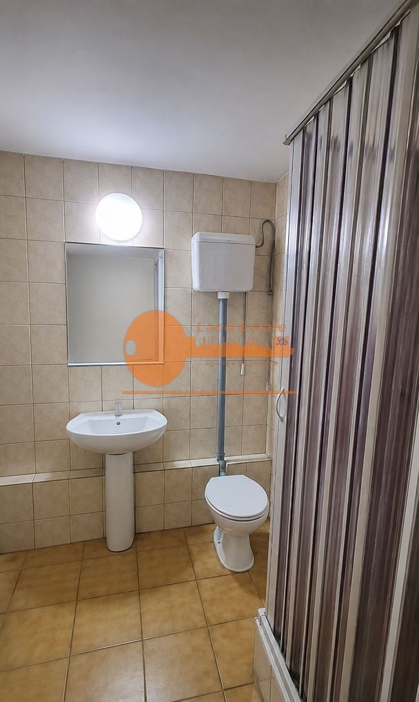 Apartament cu 4 camere in zona Gorjului - Poză 9
