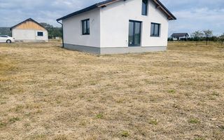 Casă Parter Semifinisată – Oșorhei, utilități complete, teren 515 mp - Poză 3
