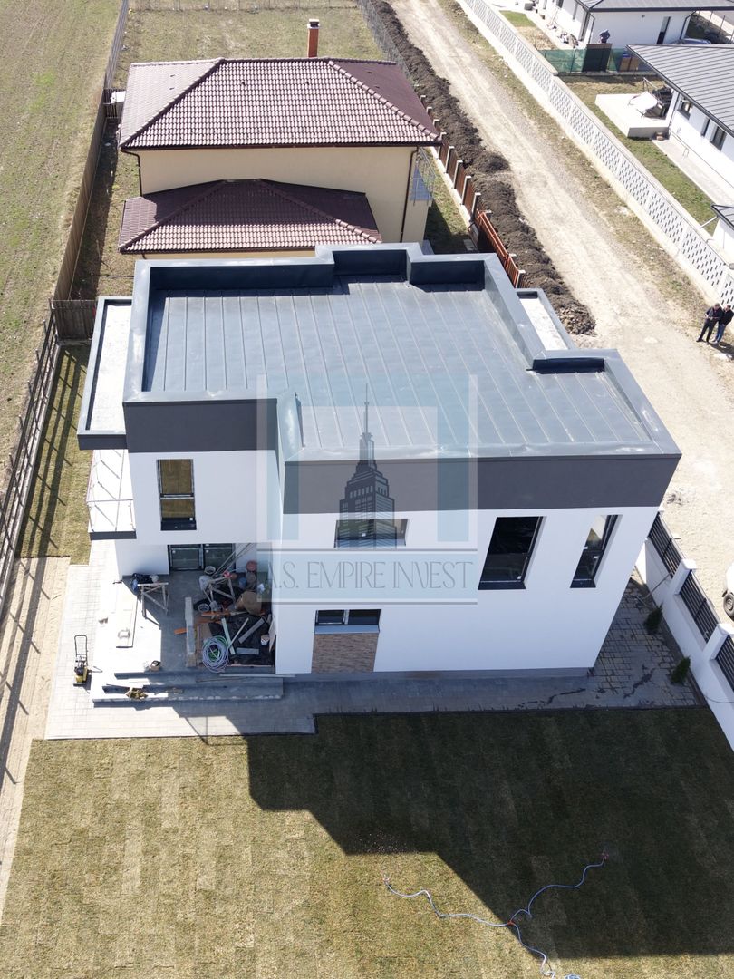 Casa/Villa 4 camere, singur in curte - Cristian/Brasov - Poză 4