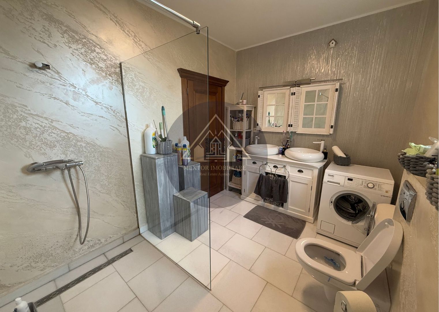 Casa noua, Medias - Poză 14