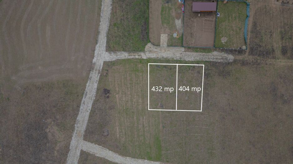 Locuri de case în Bod: 432 mp și 404 mp - Poză 2