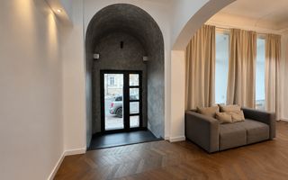 Chirie, spațiu comercial, 55 mp, str. București, Centru - Poză 3