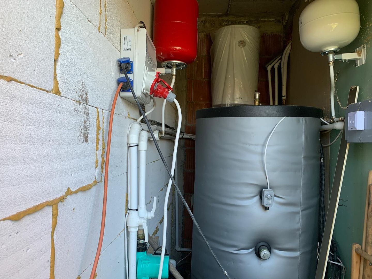 Casa individuala 4 camere  P+1E in Dudestii Noi - Poză 15