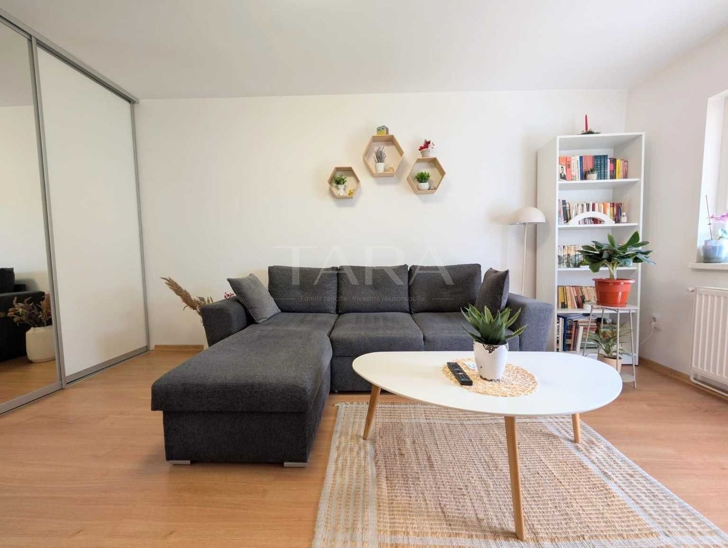 Apartament cu 2 camere, 50 mp, 2 balcoane de 10 mp, Cluj-Napoca. - Poză 1