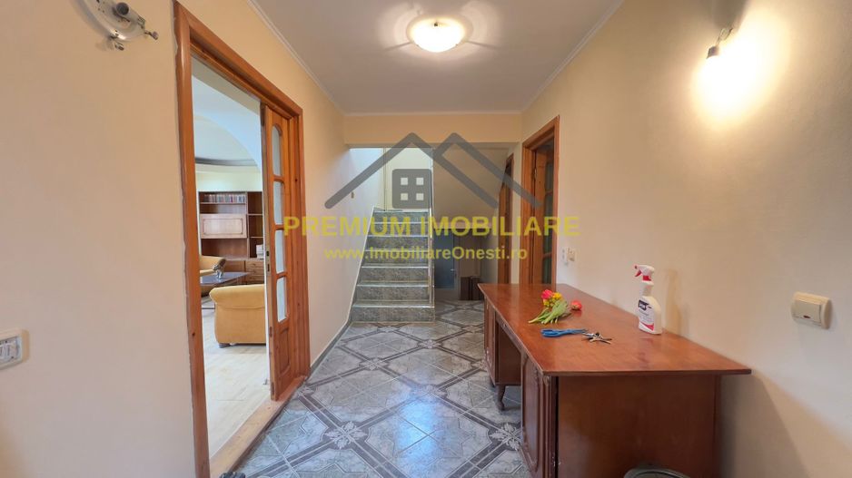 Casă P+1 de vânzare – DN11 Onești – Brașov - Poză 21