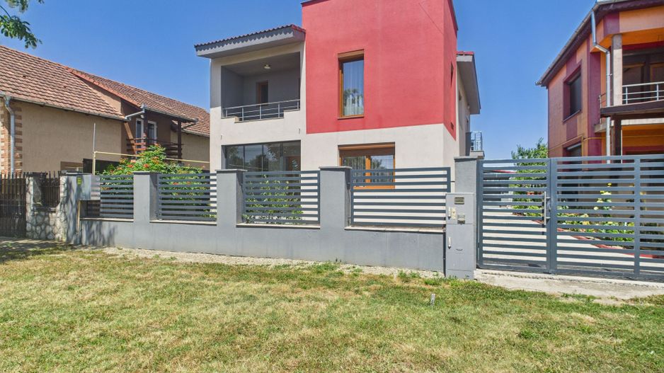 Casă individuală în Bucovăț - Poză 3