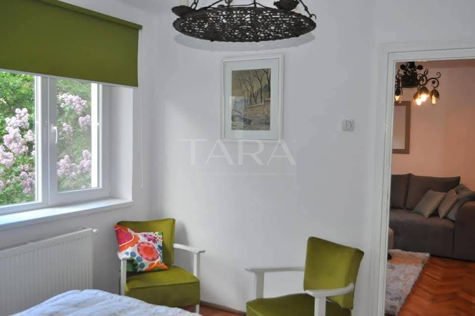Apartament cu 2 camere, complet renovat, zonă Centrala. - Poză 6