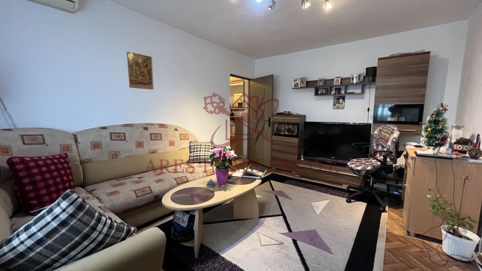 Centrală proprie, lângă Spital și acces rapid la transportul in comun - Poză 1