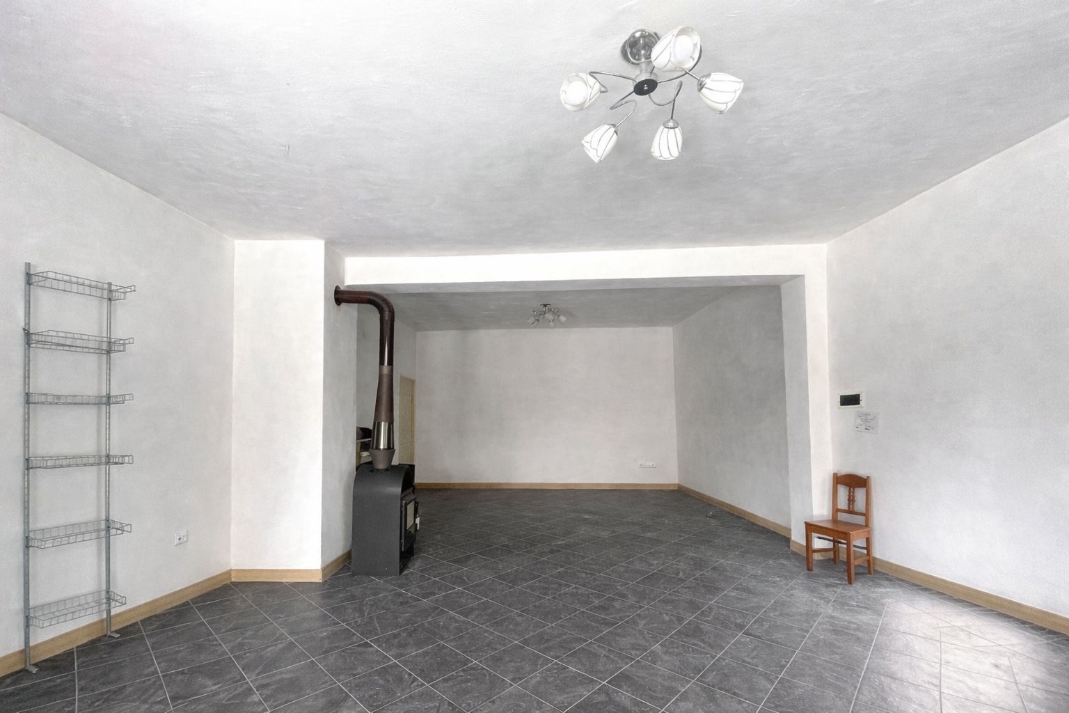 Spațiu comercial de Închiriere/Vânzare | 110 mp | Dornești - Poză 4