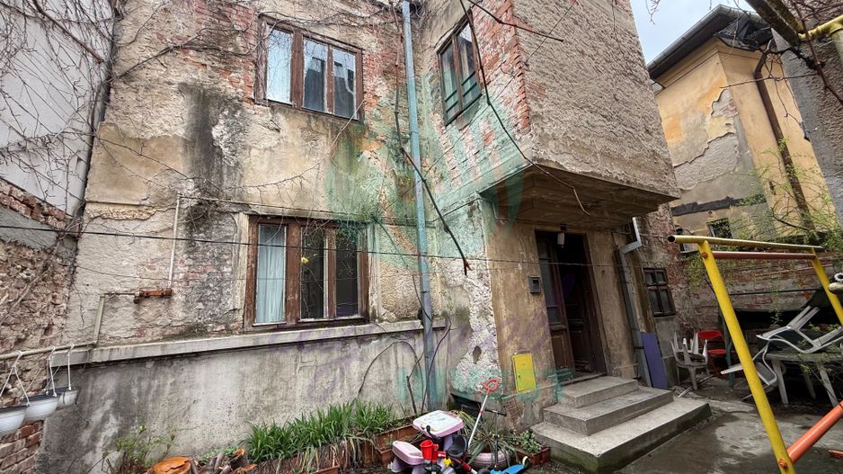 Casă interbelică Foișorul de Foc | Potențial mare | Curte liniștită - Poză 10