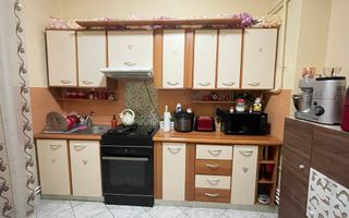 Apartament 3 camere | Etaj 2 | Zona centrala - Poză 12