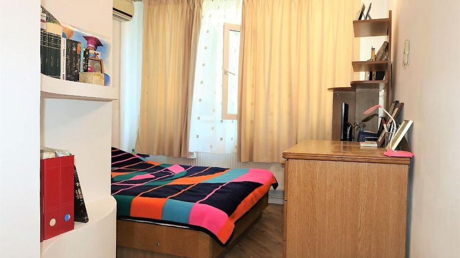 Mamaia Nord - Langa Mare, pensiune la cheie, 11 camere, 9 bai! - Poză 43