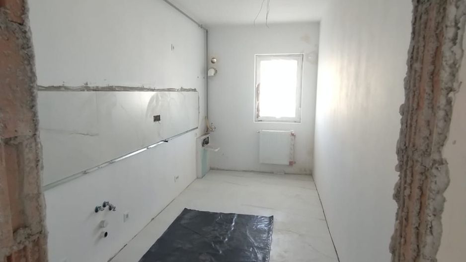 Apartament Decomandat Centrala Proprie Etaj 1 Metalurgiei - Poză 5