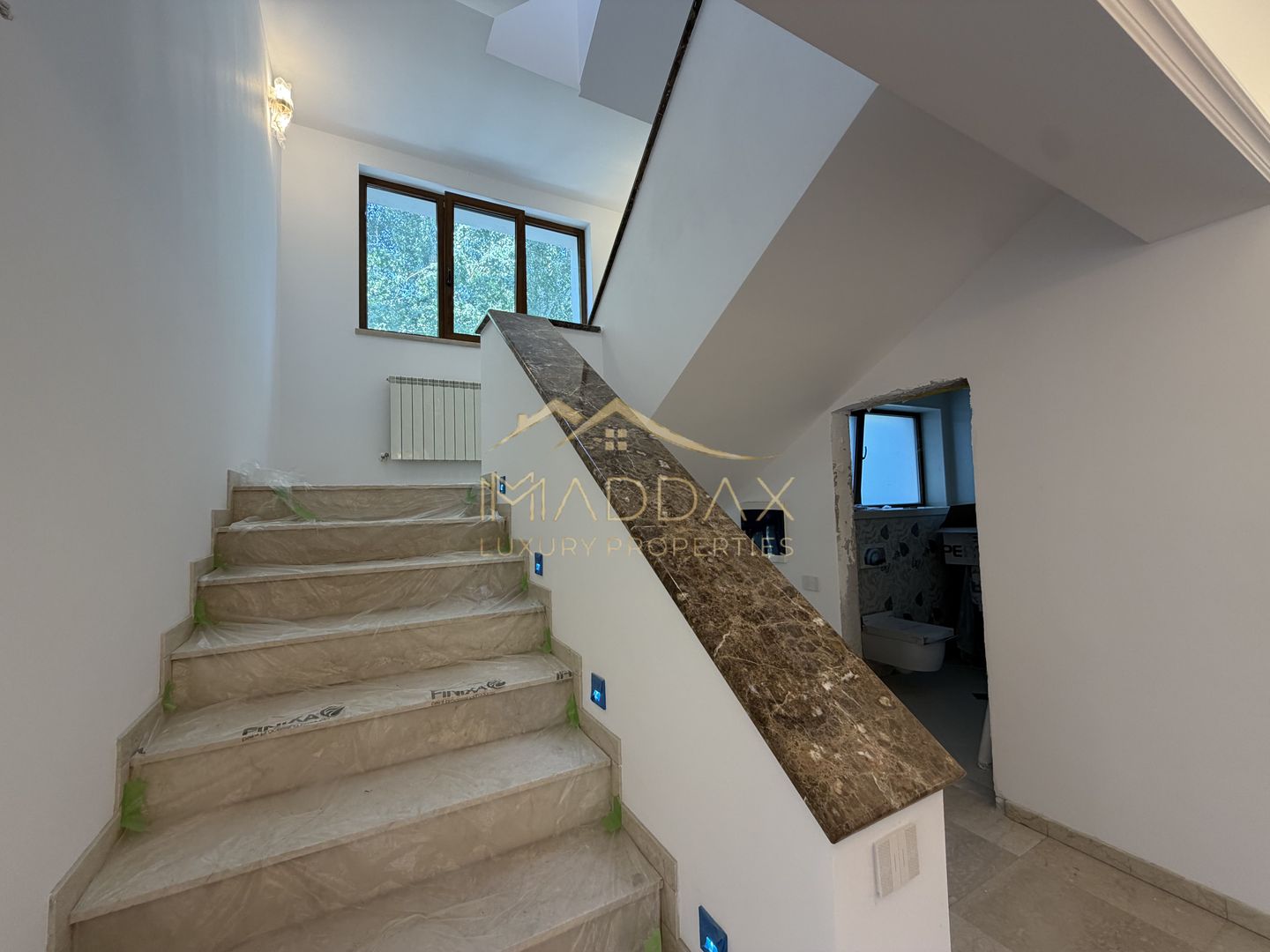 Vila Premium *800mp* // teren *963mp* / garaj cu 6 locuri* // Iancu Nicolae - Poză 30