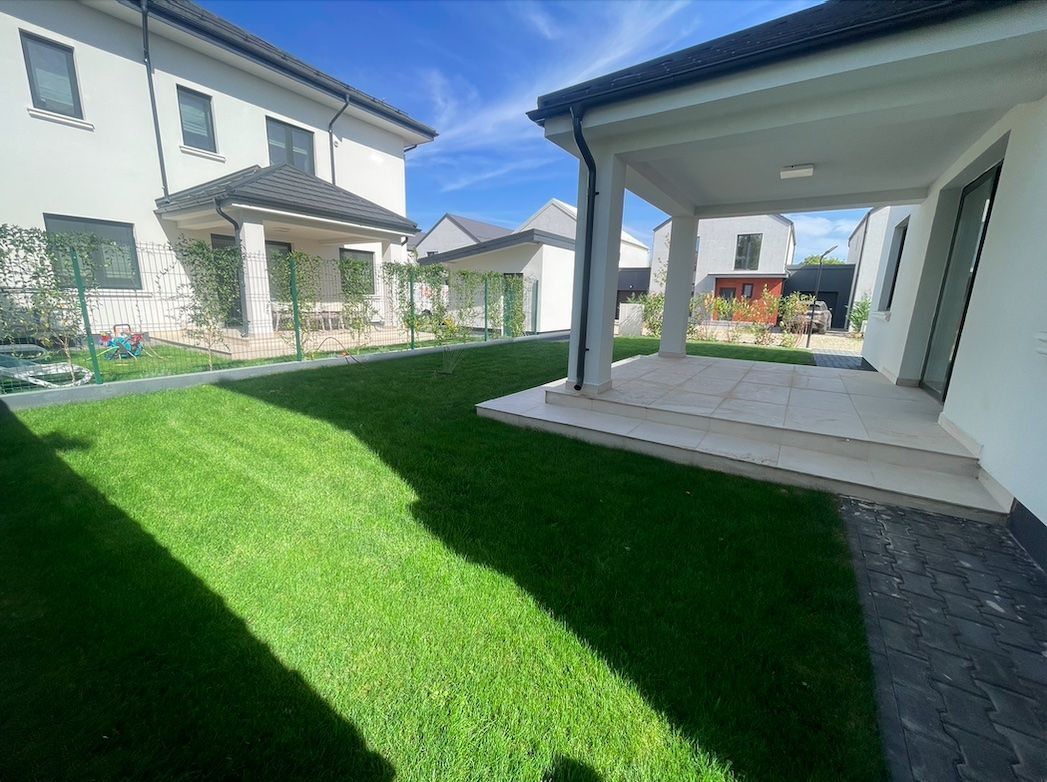 Casă Spațioasă și Elegantă în Corbeanca – 7 Dormitoare, Grădină Privată - Poză 1
