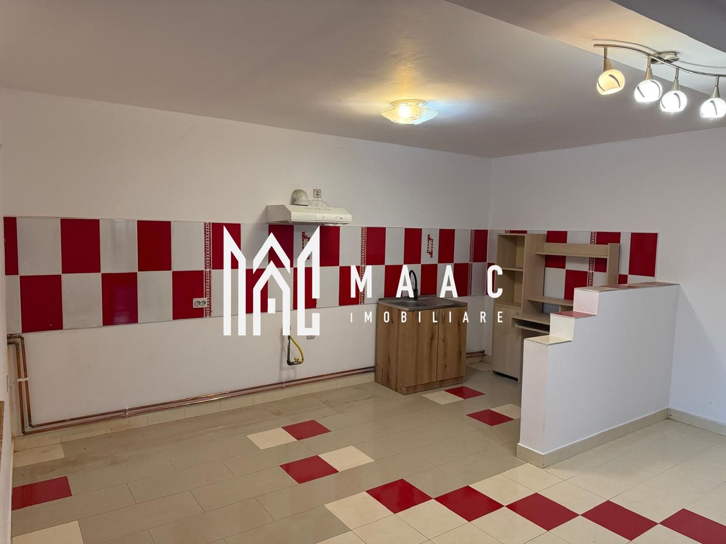 Casă 3 camere de închiriat | Șelimbăr | 95 mp | curte - Poză 4