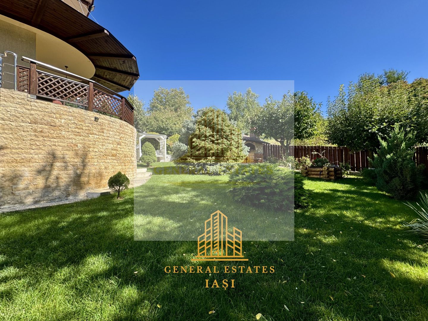 Vânzare Casă D+P+E - Full echipată în Bucium, Plopii fară soț - Poză 4