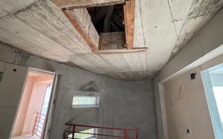 Casa la gri in Pipera  cu potential 1000 euro m2 - Poză 15