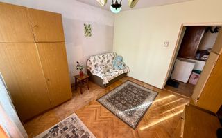 OPORTUNITATE INVESTITIE--2 CAMERE PIATA UNIRII-- ETAJ INTERMEDIAR--LIBER - Poză 4