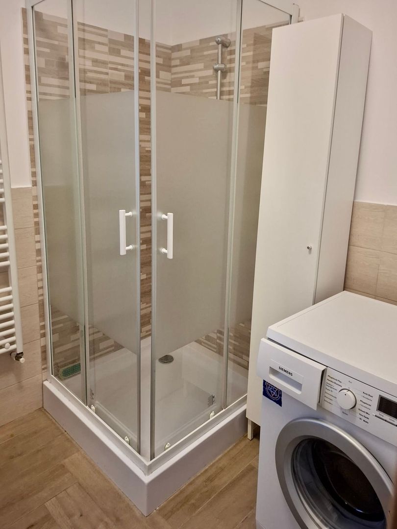 Apartament cu 3 camere,  spațios si primitor, in Soarelui- Sud Plaza - Poză 6