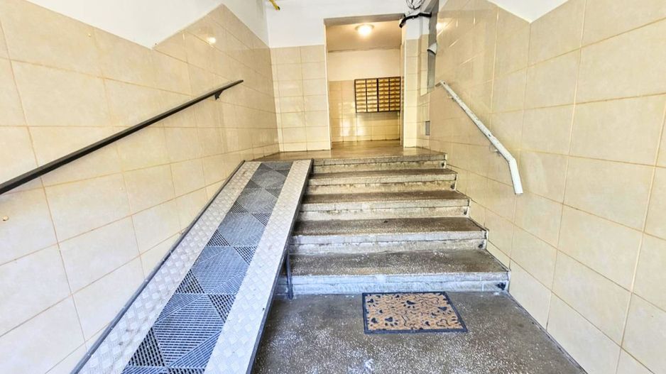 De vanzare Apartament spațios cu 4 camere, sos. Oltenitei, sector 4 - Poză 17