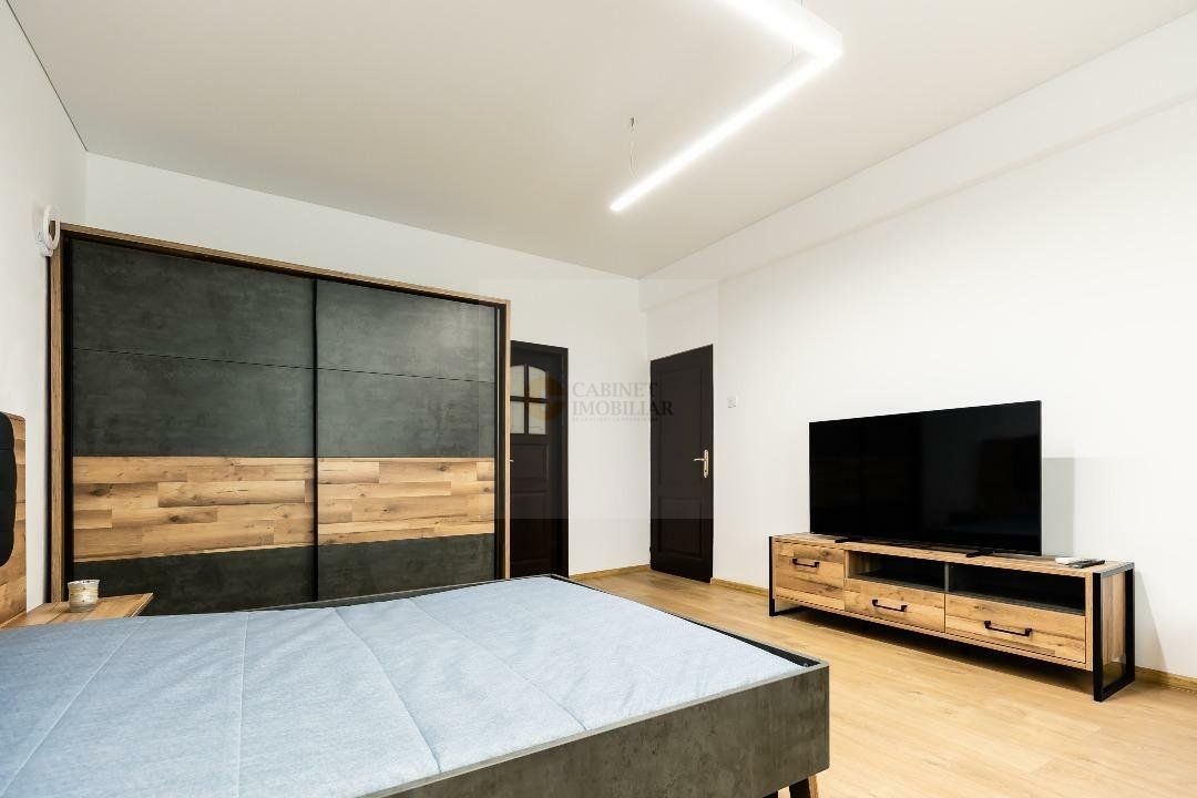 Calea Victoriei ,apartament vis a vis de Radisson Blu - Poză 14