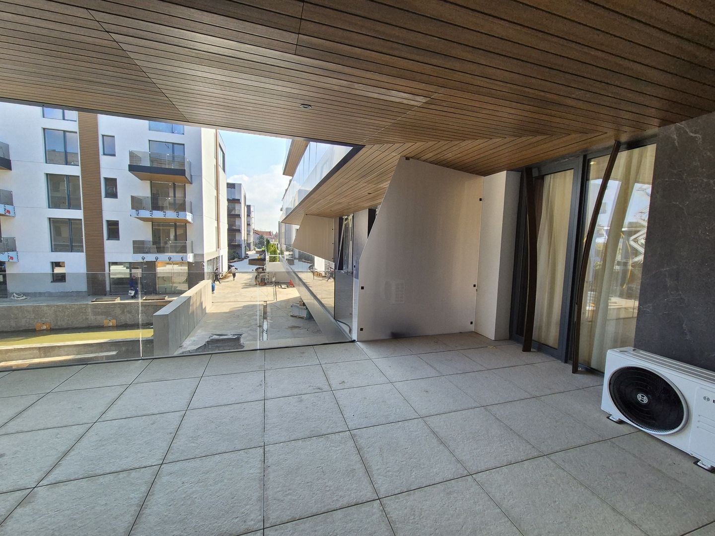 Apartament cu 2 camere + terasa 82,31 mp - Iancu Nicolae - Poză 8