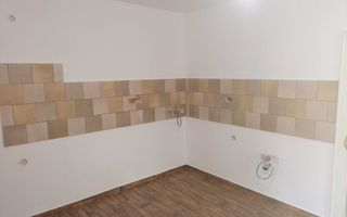 Casă individuală I 2 camere I Renovată I 1400 mp I Cristian - Poză 1