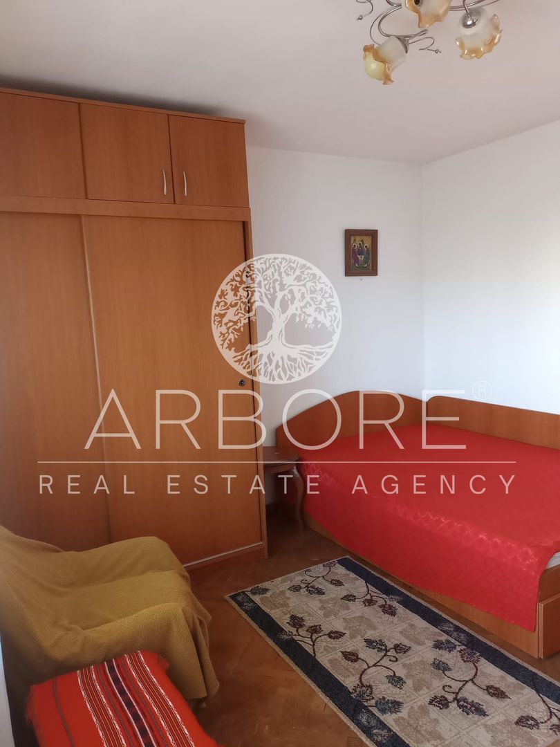 Inchiriere apatament 3 camere 2bai.zona Unirii, Rond Cosbuc,et.4din8 - Poză 2