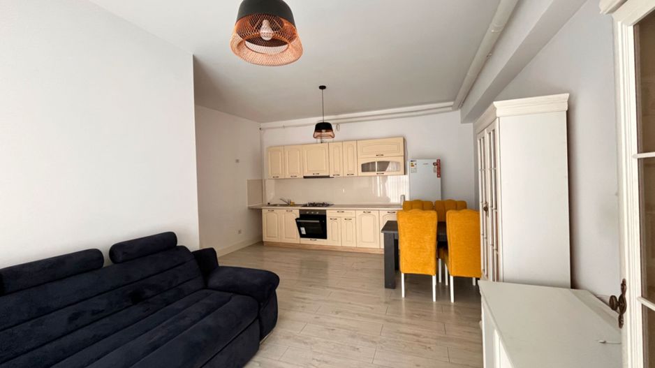 Apartament cu 3 Camere de Vanzare I Suceava/Central I 119.000Euro - Poză 4