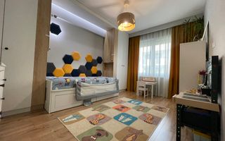 Apartament cu 3 camere de vânzare - Poză 9