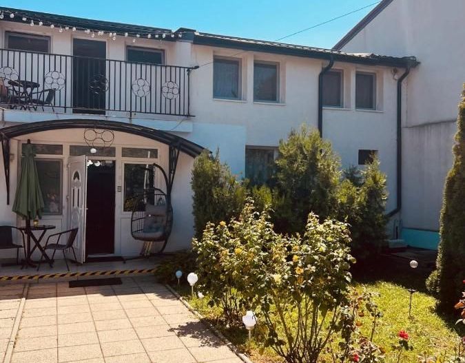 AFACERE PENSIUNE CU 8 CAMERE DE ÎNCHIRIAT - ZONA BĂNEASA - Poză 28