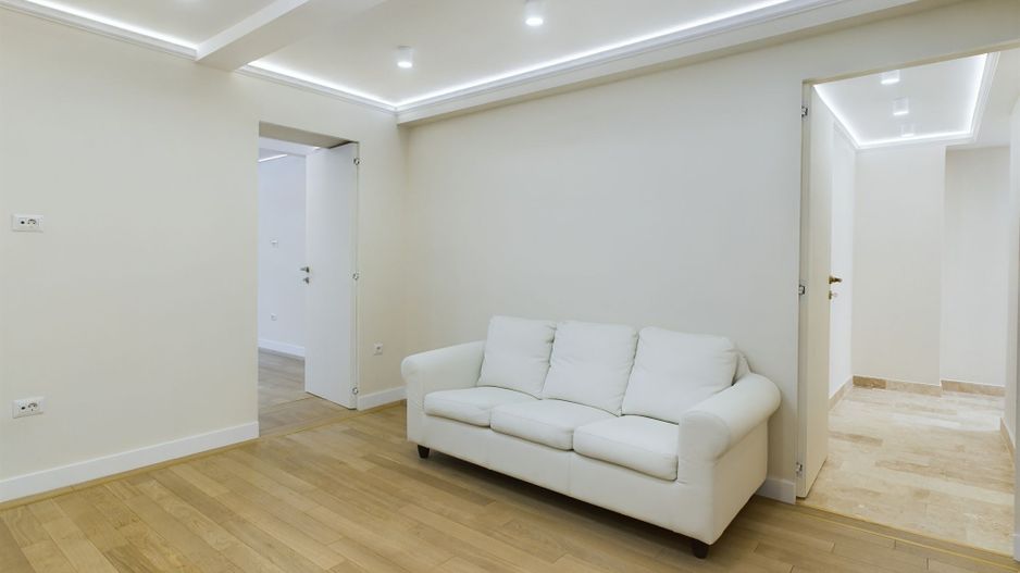 Apartament de 130 mp într-o casă interbelică din Dorobanți – renovat - Poză 2