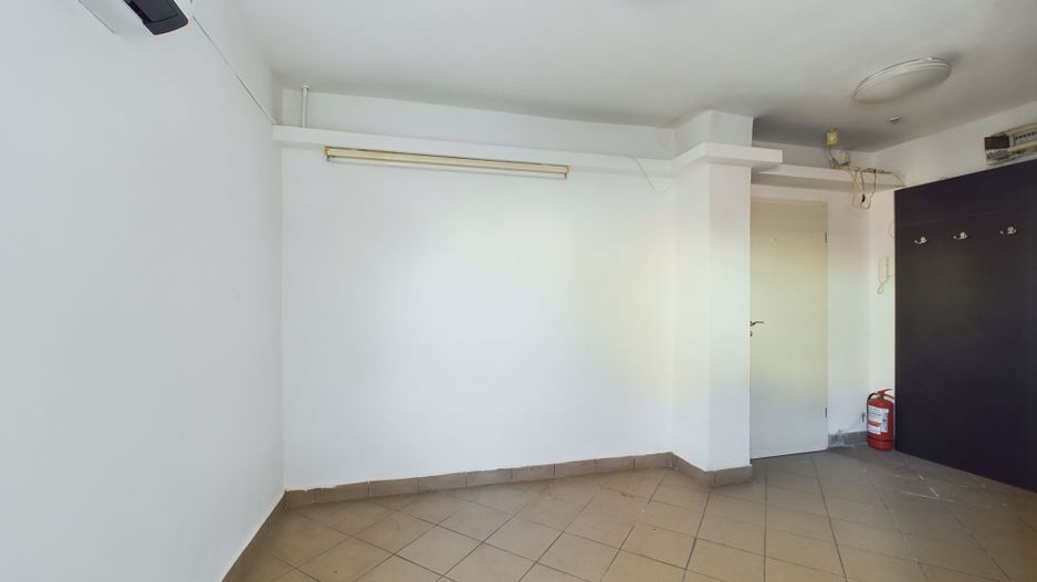 Apartament cu 2 camere parter, complex TM - Poză 2
