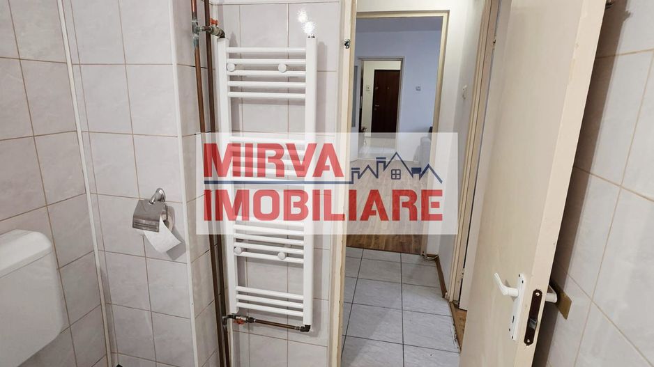 Apartament 2 camere decomandat, mobilat si utilat, zona 9 Mai - Poză 9