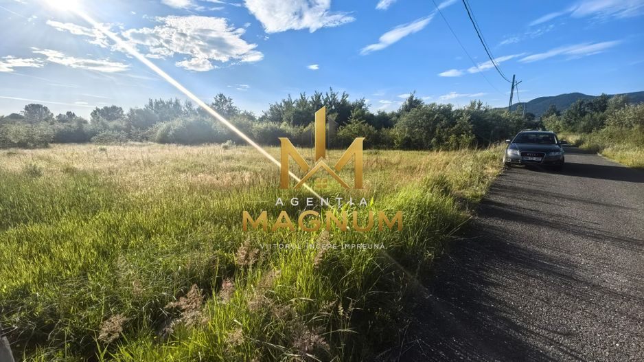 Teren intravilan 1376 mp de vanzare - Poză 1