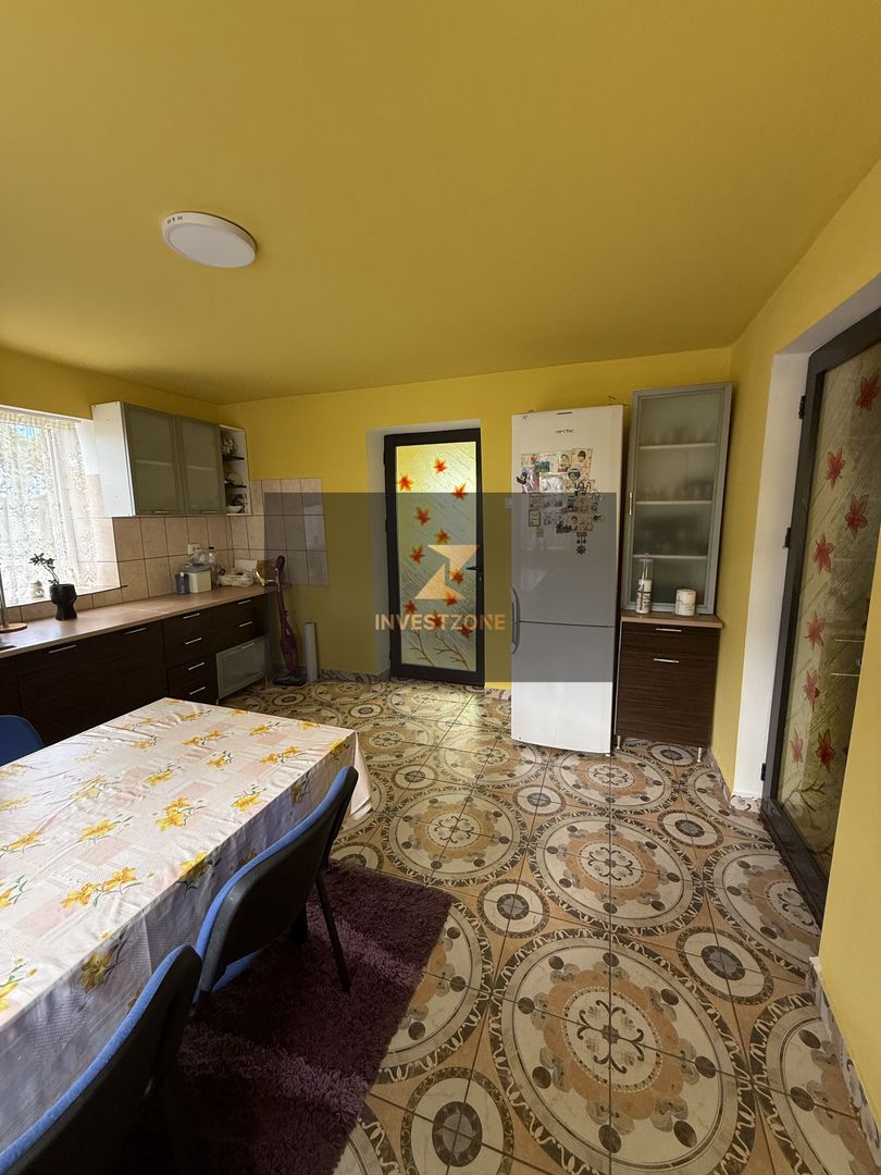 Casă cu teren central în Miersig 20 km de Oradea - Poză 20