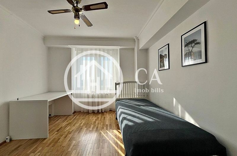 Apartament de închiriat cu 4 camere în zona Ultracentrală, Oradea - Poză 8