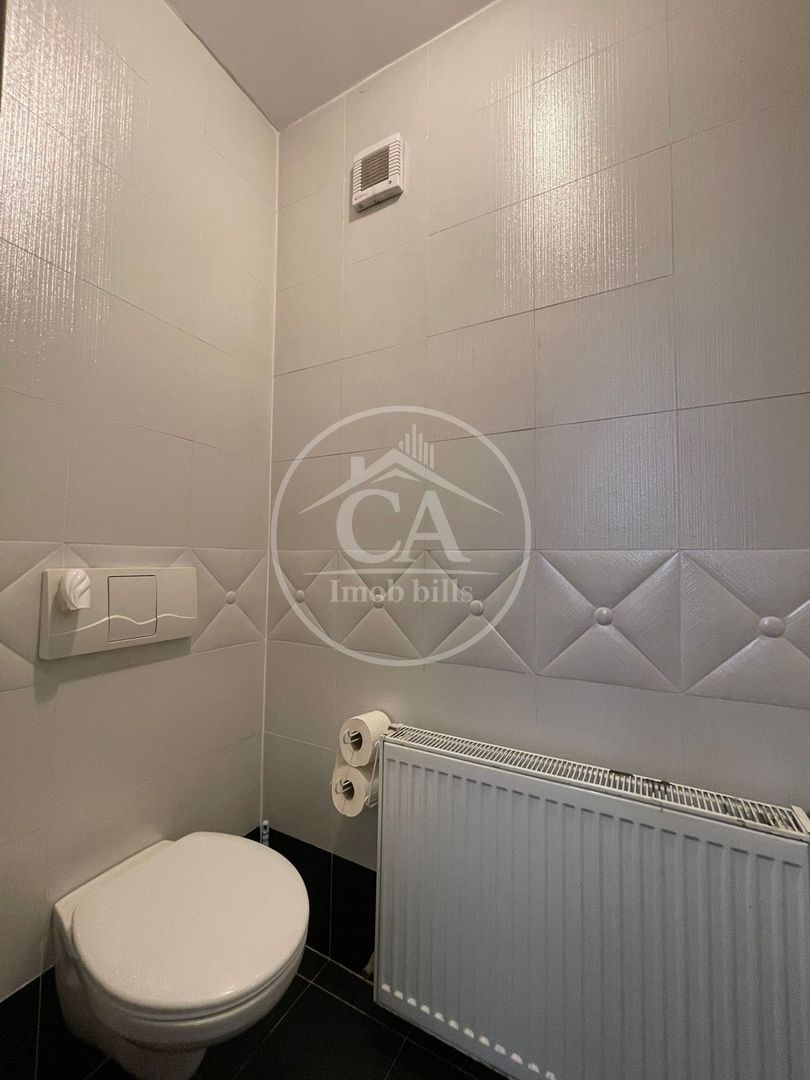 Apartament de vanzare cu 3 camere in zona Central, Oradea - Poză 13