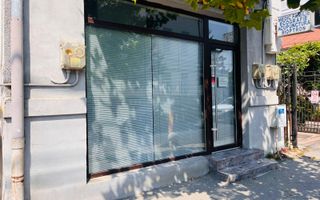 Spatiu stradal, central, cu vad comercial si vizibilitate excelenta - Poză 1