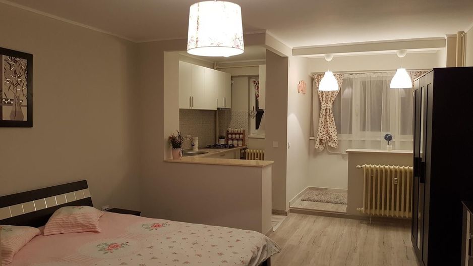 închiriez garsoniera Drumul Taberei - Poză 1