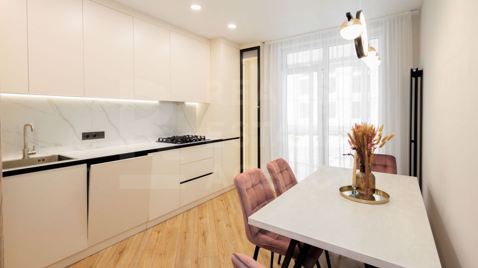 Vânzare, apartamnet, 2 camere, str. Regina Elizabeta, Durlești - Poză 1
