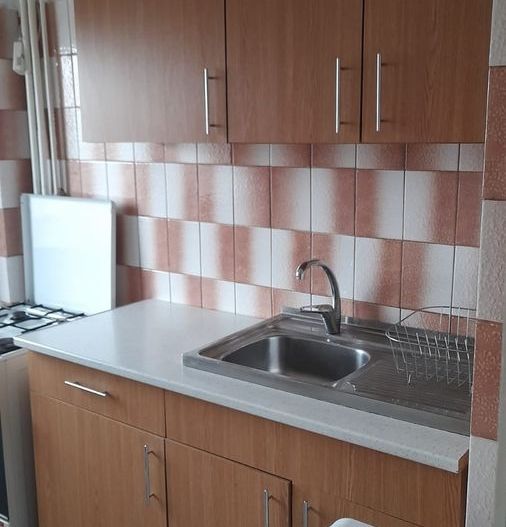 BRASADAS închiriază garsoniera la etajul 6/8 Pta Alba Iulia. - Poză 3