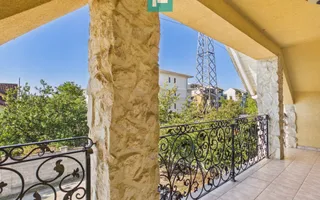 Vilă cu 8 camere și 407mp utili- Dumbrăvița - Poză 13