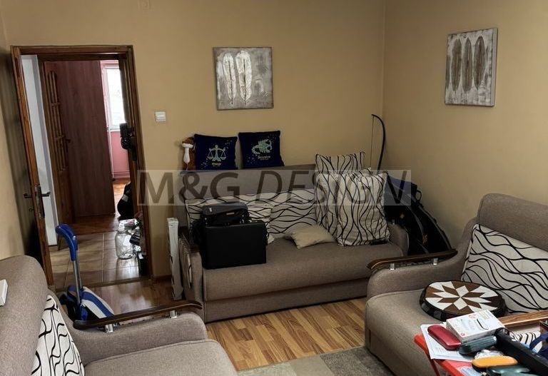 Apartament 2 camere Aradului etaj 1 cu centrala - Poză 2