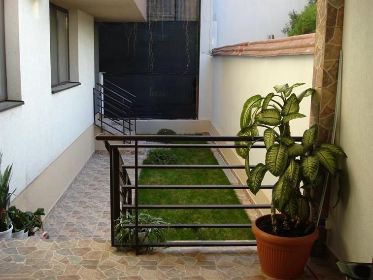 UNIC Apartament 4 camere cu curte proprie de 70 mp și parcare | Aviației - Poză 4