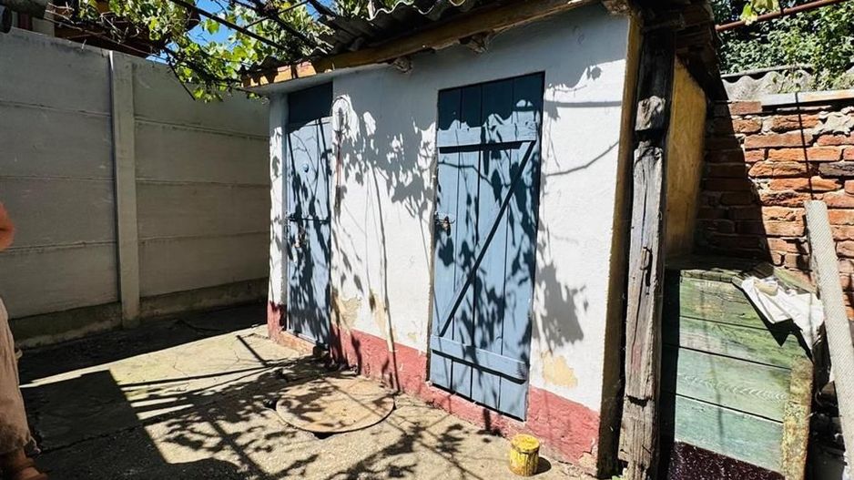 Casa singur in curte Iosia - Poză 7